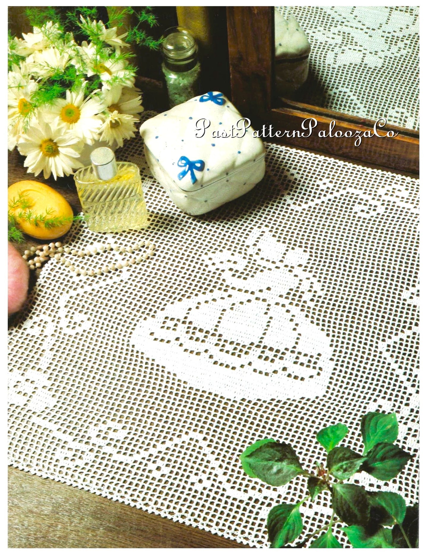 Vintage Filet Crochet Pattern 18" Victorian Sunbonnet Damsel Centerpiece Doily Mat PDF Instant Digital Download White Cotton Thread