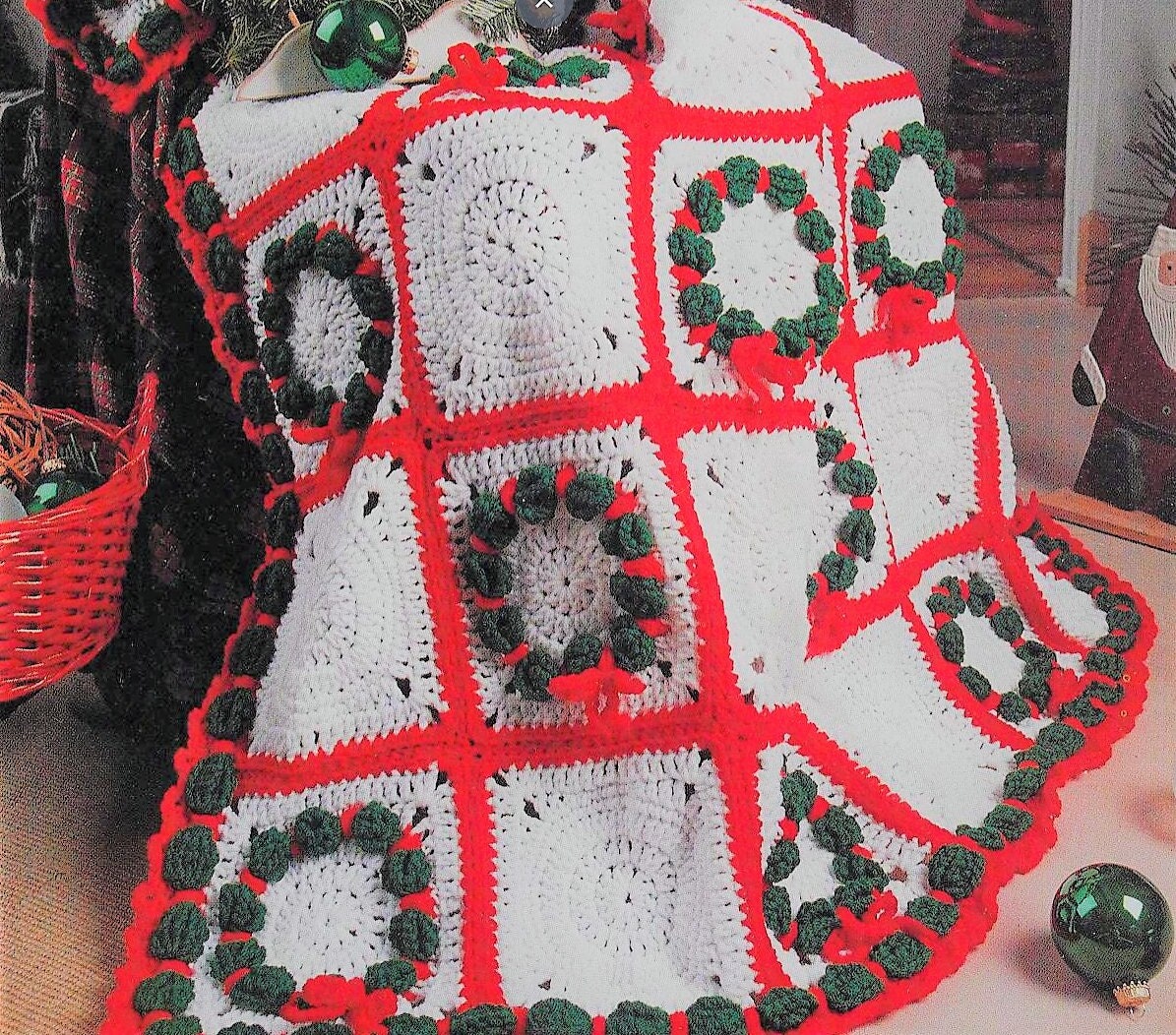 Vintage Crochet Pattern Christmas Wreath Granny Squares Afghan PDF Instant Digital Download Holiday Throw Blanket 4 Ply