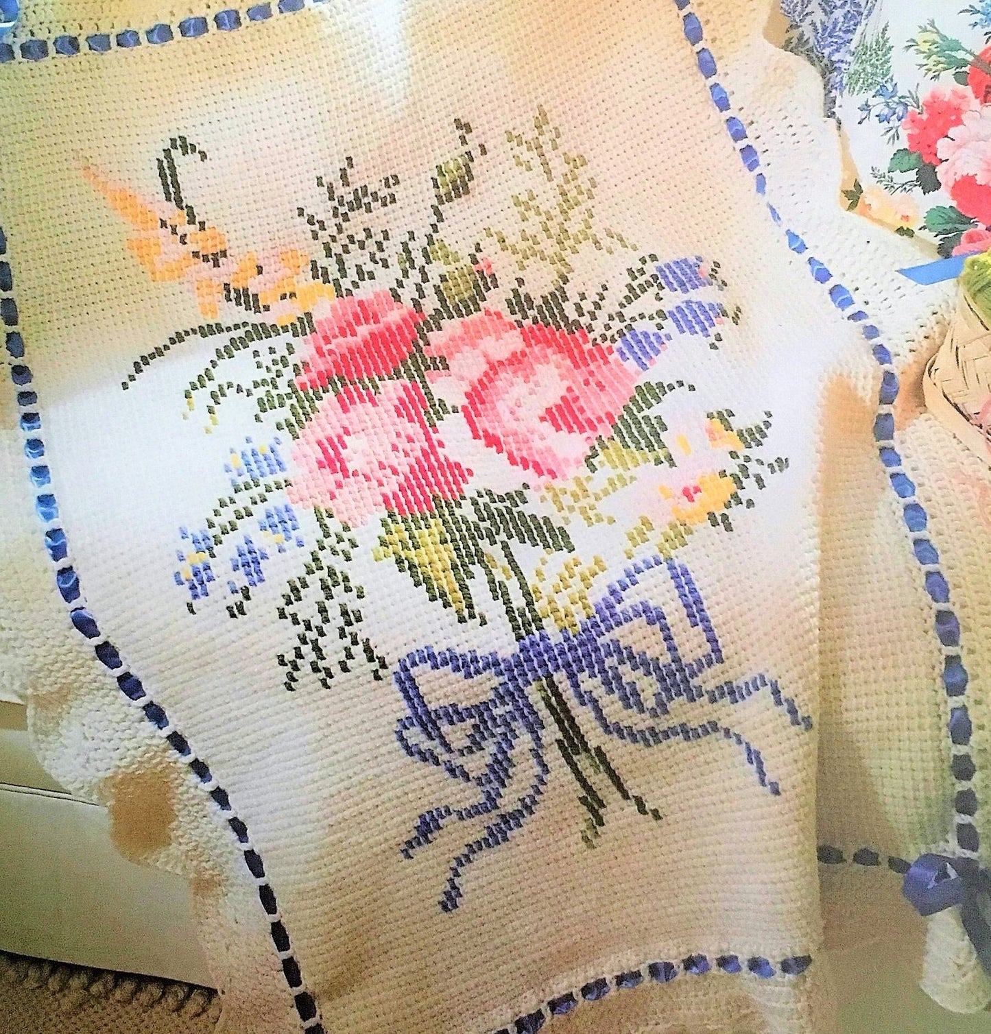 Vintage Crochet Pattern Victorian Rose Bouquet Afghan PDF Instant Digital Download Cross Stitch Nosegay Blanket 36x48 Bulky 12 Ply
