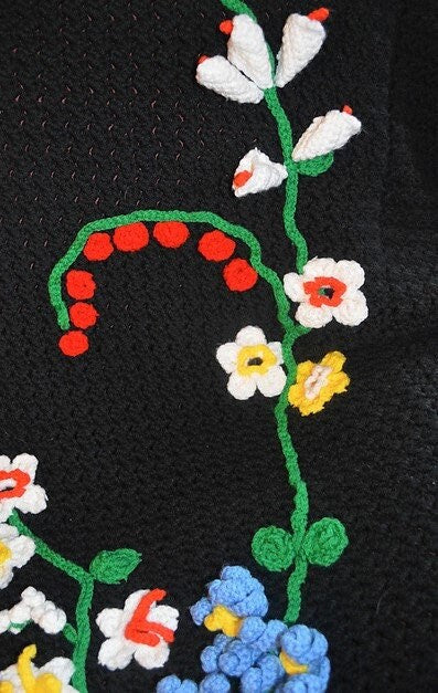 Vintage Crochet Flower Fountain Squares Afghan Pattern PDF Instant Digital Download Lilies Wildflower Floral Spray Bedspread 10 Ply