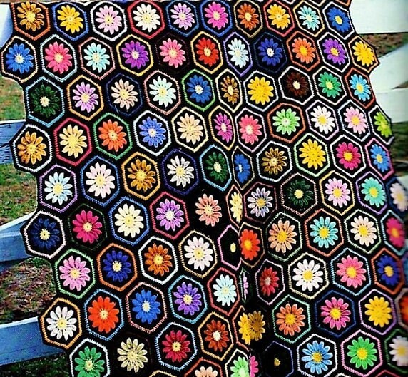 Vintage Crochet Pattern Daisy Flower Hexagon Afghan She Loves Me She Loves Me Not c. 1978 PDF Instant Digital Download Granny Square 10 Ply