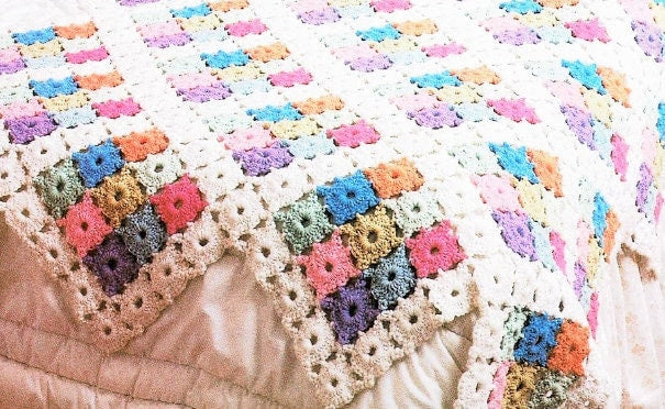 Vintage Crochet Pattern Mini Medallions Afghan PDF Instant Digital Download Mosaic Pastel Granny Squares Throw Blanket 48x78 10 Ply