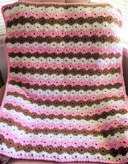 Vintage Crochet Pattern Daisy Chains Afghan Pattern PDF Instant Digital Download Daisy Interlocking Daisies Flower Blanket 10 Ply 41x50