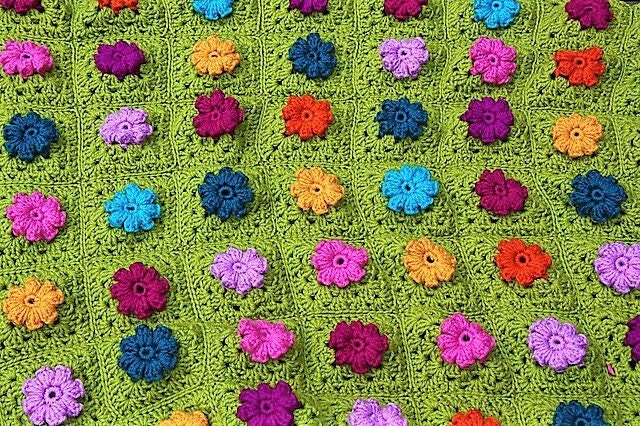 Vintage Crochet Pattern Floral Patchwork Petals Granny Squares Afghan PDF Instant Digital Download Throw Blanket 47x65 10 Ply