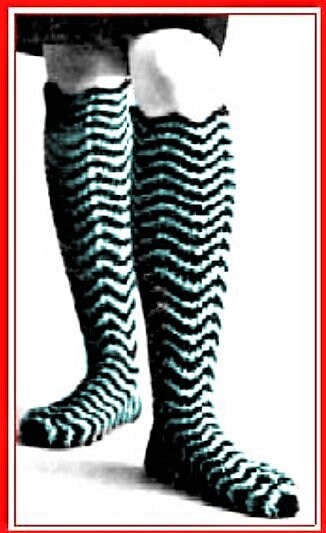 Vintage Crochet Pattern Retro Chevron Ripple Knee Socks PDF Instant Digital Download Groovy Womens Hippie Boho Chic Knee Highs 10 Ply