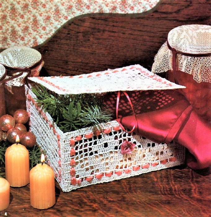 Vintage Thread Crochet Patterns Lacy Victorian Christmas Ornaments Tree Gift Trim Keepsake Boxes PDF Instant Digital Download 11 Designs Lot
