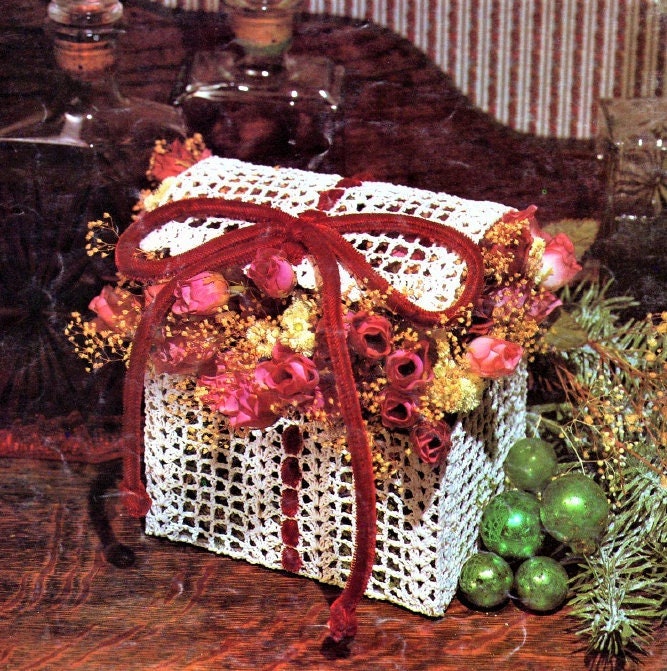 Vintage Thread Crochet Patterns Lacy Victorian Christmas Ornaments Tree Gift Trim Keepsake Boxes PDF Instant Digital Download 11 Designs Lot