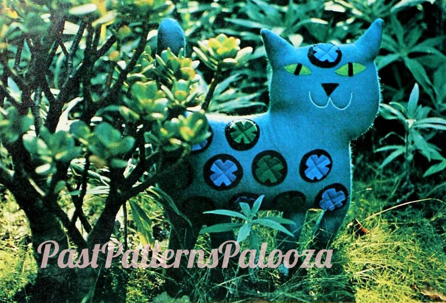 Vintage Sewing Pattern Retro Mod Katy Kitty Cat Soft Felt Toy or Pillow PDF Instant Digital Download Kitsch Toy Applique Animal Doll