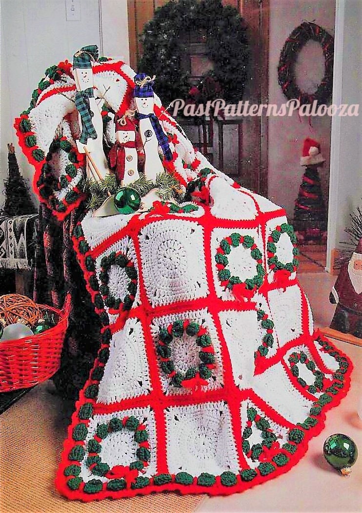 Vintage Crochet Pattern Christmas Wreath Granny Squares Afghan PDF Instant Digital Download Holiday Throw Blanket 4 Ply
