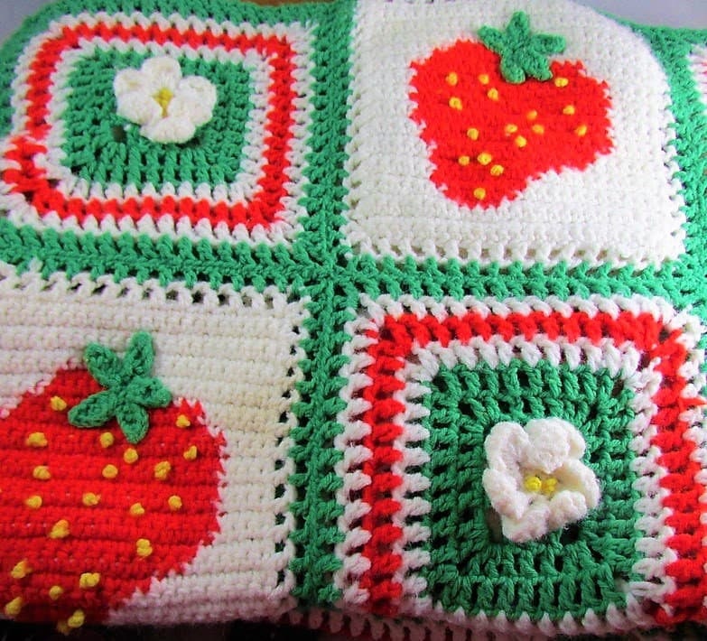 Vintage Crochet Pattern Strawberries Rosette Blossoms Afghan Granny Squares PDF Instant Digital Download Berries Flowers Blanket 10 Ply
