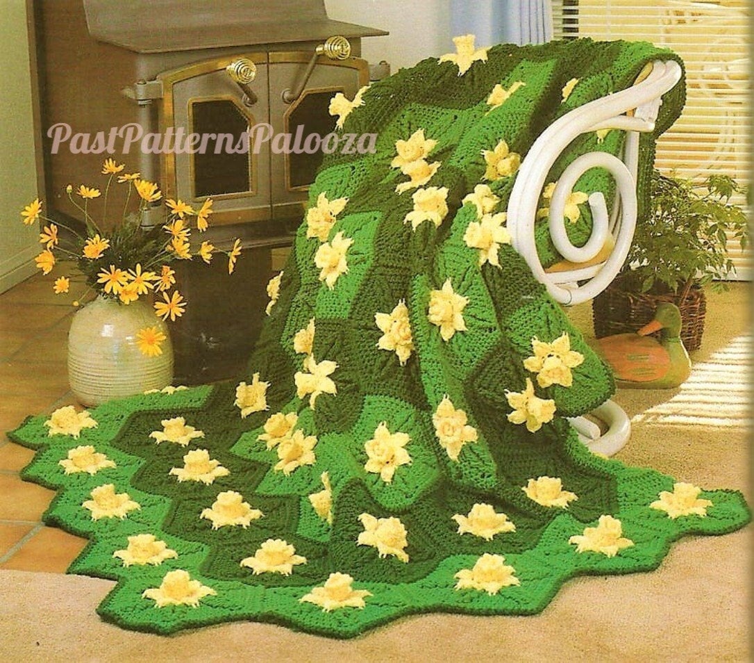 Vintage Crochet Pattern Daffodil Flower Hexagon Granny Square Afghan PDF Instant Digital Download 67" Hexagon Shaped Blanket 10 Ply