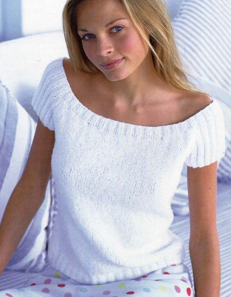 Vintage Knitting Pattern Womens Knit Top Short Sleeve Sweater Simple Scoop Neck Summer Pullover Top PDF Instant Digital Download DK 8 Ply