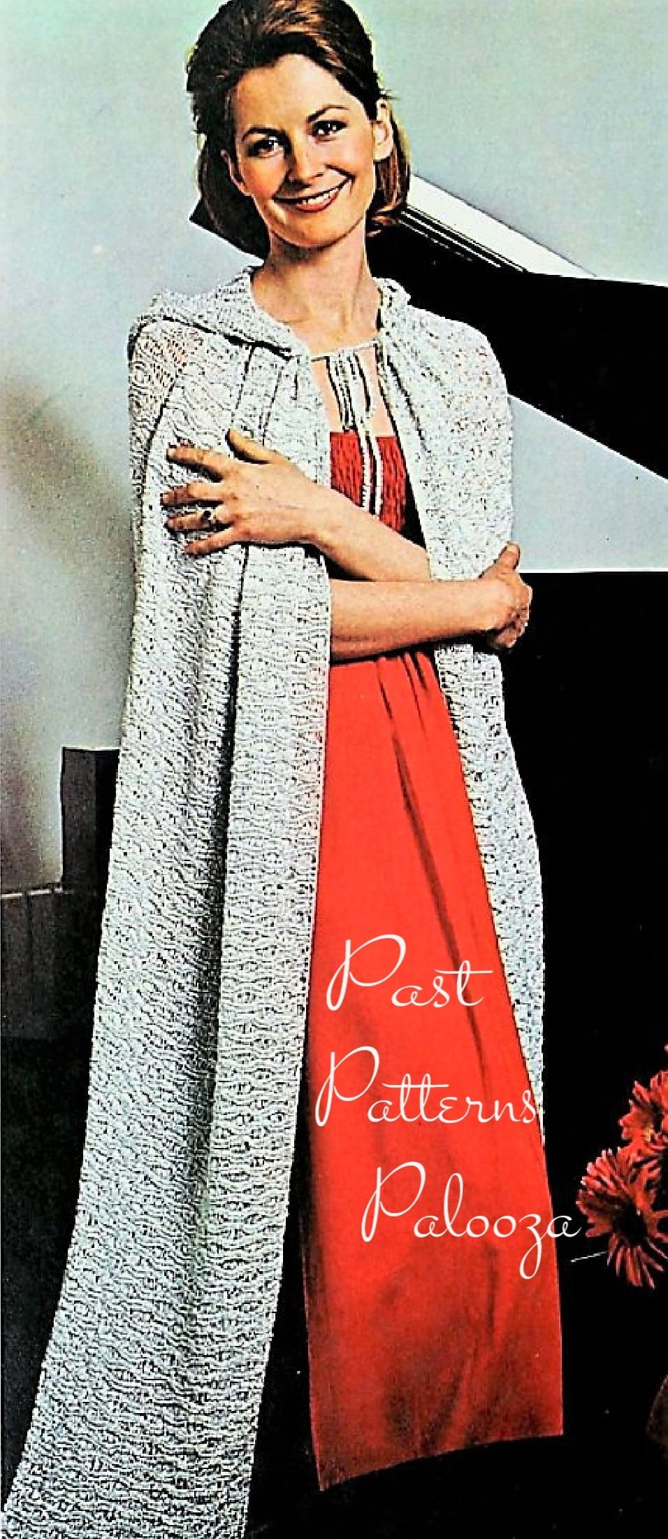 Vintage Knitting Pattern Womens Hooded Silver Evening Maxi Cape PDF Instant Digital Download Retro Metallic Yarn Cloak 5 Ply One Size
