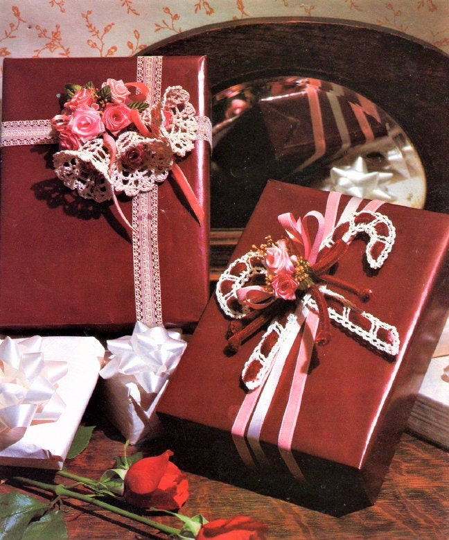 Vintage Thread Crochet Patterns Lacy Victorian Christmas Ornaments Tree Gift Trim Keepsake Boxes PDF Instant Digital Download 11 Designs Lot