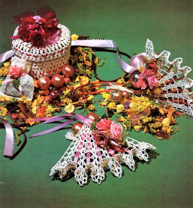 Vintage Thread Crochet Patterns Lacy Victorian Christmas Ornaments Tree Gift Trim Keepsake Boxes PDF Instant Digital Download 11 Designs Lot