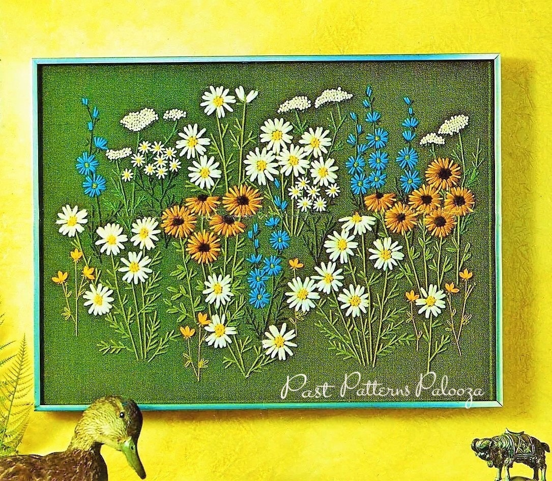 Vintage Crewel Embroidery Pattern Daisy Field Wildflowers Meadow PDF Instant Digital Download Retro 70s Flower Power Stitchery