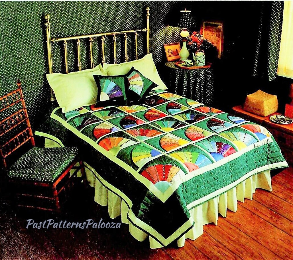 Vintage Sewing Pattern Victorian Fans Bed Quilt and Pillow Set PDF Instant Digital Download Patchwork Blocks Moire Taffeta Fabric 81x93
