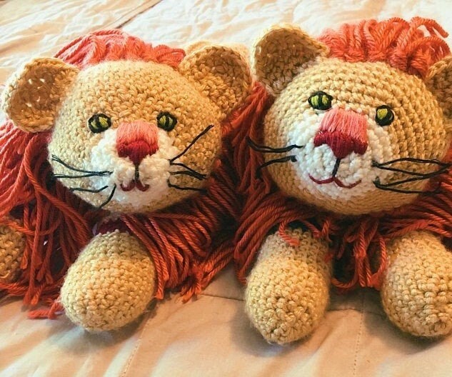 Vintage Crochet Pattern 11" Lion With Striped Sweater Soft Toy PDF Instant Digital Download 1970s Amigurumi Lion Big Cat Doll 10 Ply