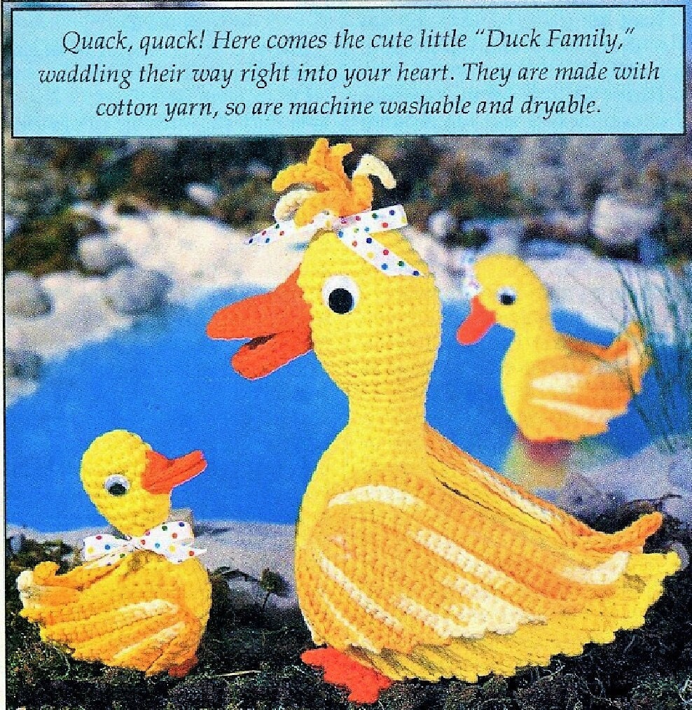 Vintage Crochet Pattern 9" Mama Duck 4" Ducklings Soft Toy Amigurumi PDF Instant Digital Download Cute Yellow Easter Duck Family 4 Ply