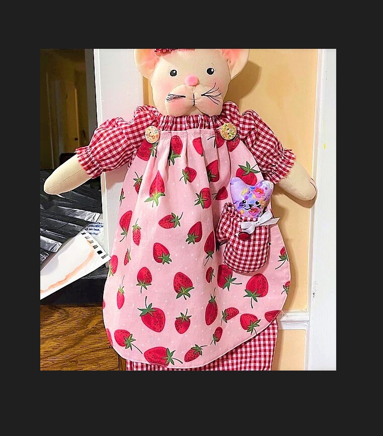 Vintage Sewing Pattern Mrs Bunny Kitty Cat Kitchen Bag Holders Catchers PDF Instant Digital Download Plush Fabric Plastic Bag Organizers