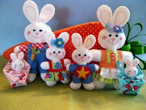 Vintage Sewing Pattern Felt Farmer Bunny Family in Carrot House Holder PDF Instant Digital Download Sewn Soft Toys