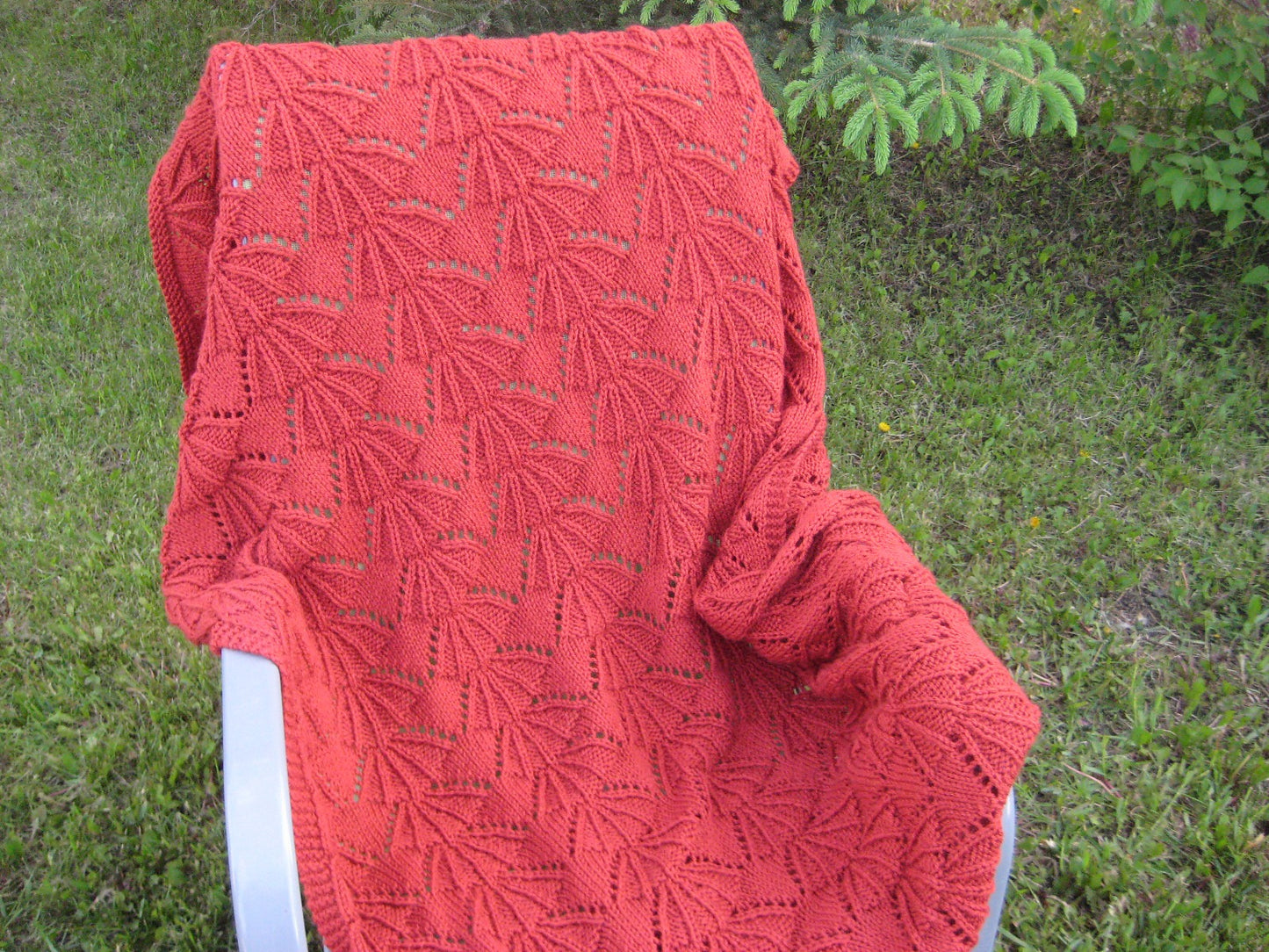 Vintage Knitting Pattern Bear Claw Throw Afghan PDF Instant Digital Download 44x60 10 Ply