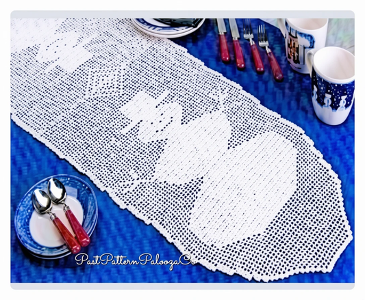 Vintage Filet Crochet Pattern Christmas Snowman Table Runner PDF Instant Digital Download White Cotton Thread Holiday Table Decor