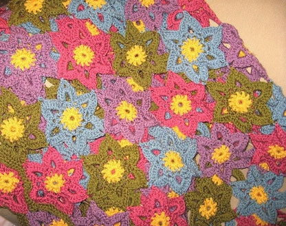 Vintage Crochet Pattern Pretty Field of Wildflowers Afghan Blanket Pattern PDF Instant Digital Download Floral Motifs Throw 46x66 10 Ply