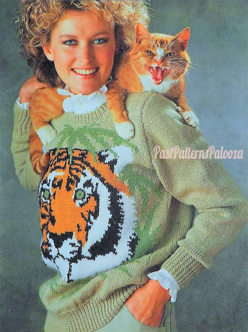 Vintage Knitting Pattern Womens Tiger Face Sweater PDF Instant Digital Download Retro Animal Motif Pullover Jumper DK