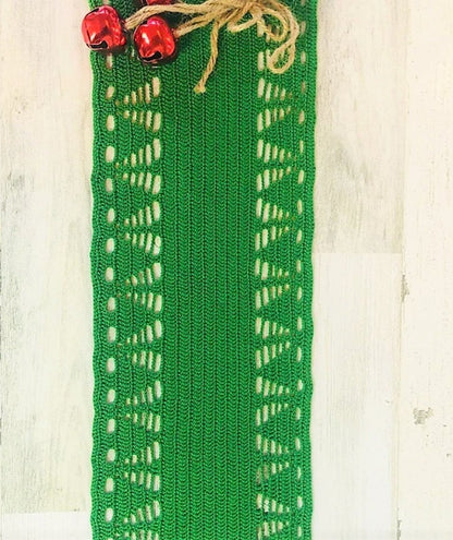 Vintage Crochet Pattern Christmas Tree Table Runner Centerpiece PDF Instant Digital Download Primitive Pines 12x36 5 Ply