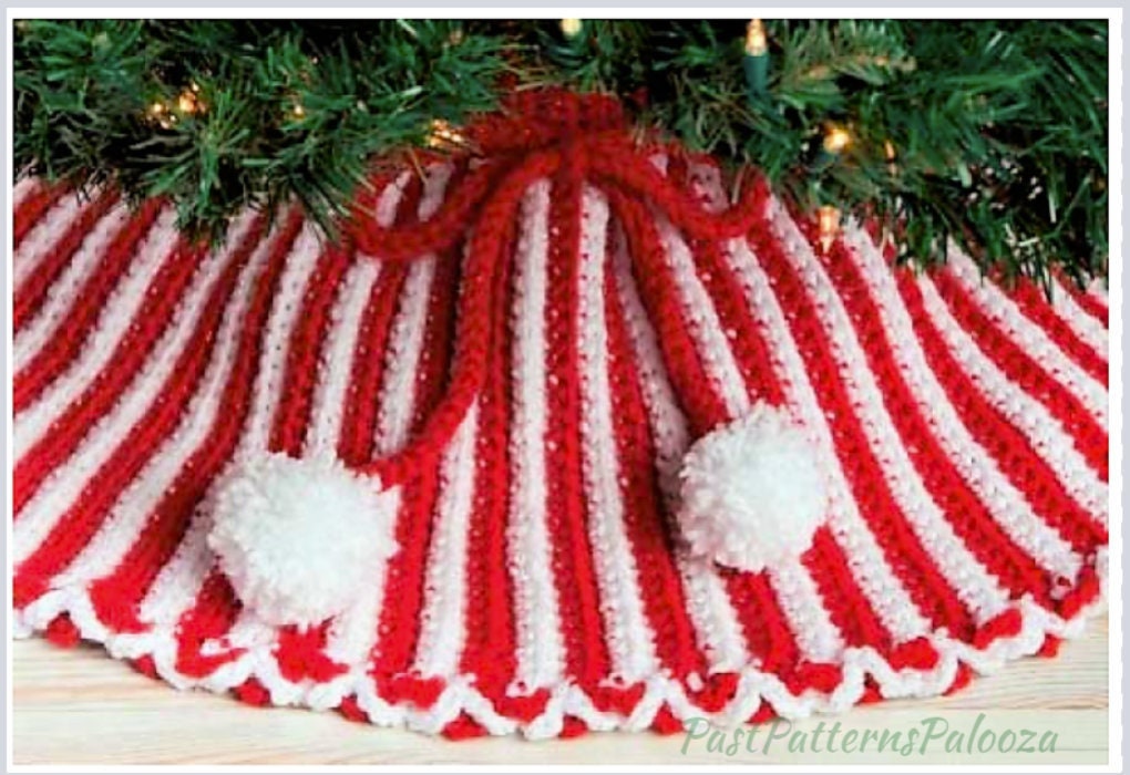 Vintage Crochet Pattern 40" Candy Cane Stripes Christmas Tree Skirt PDF Instant Digital Download Bulky Glittery Metallic 12 Ply