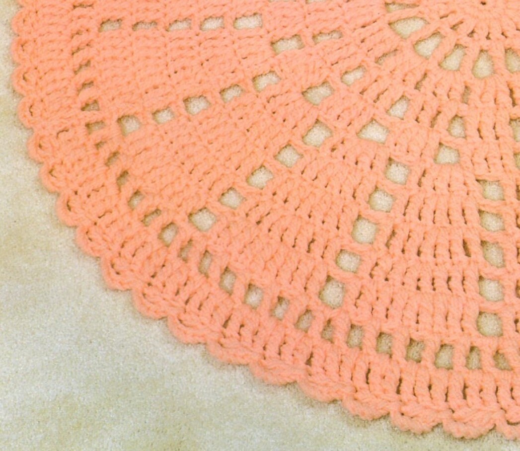 Vintage Crochet Pattern 38" Round Lacy Circle Wheel Rug PDF Instant Digital Download Bedroom or Bathroom Area Rug 10 Ply