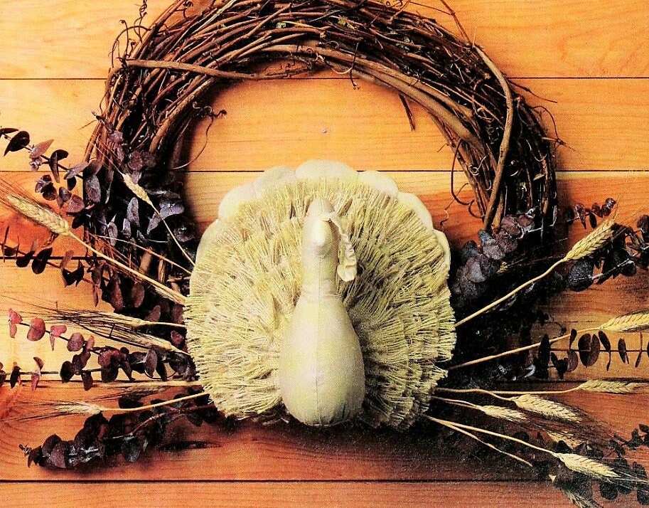 Vintage Sewing Pattern 10" Fabric Thanksgiving Turkey Centerpiece PDF Instant Digital Download Calico Gingham Cotton or Burlap Wreath