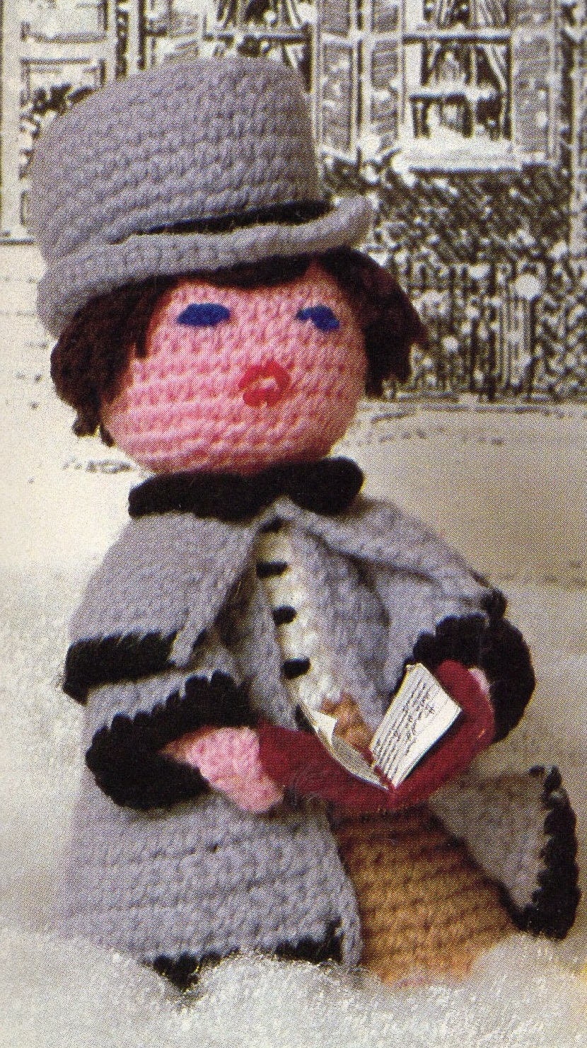 Vintage Crochet Pattern 7" Christmas Carolers Dolls PDF Instant Digital Download Caroling Family Amigurumi Soft Toys 10 Ply
