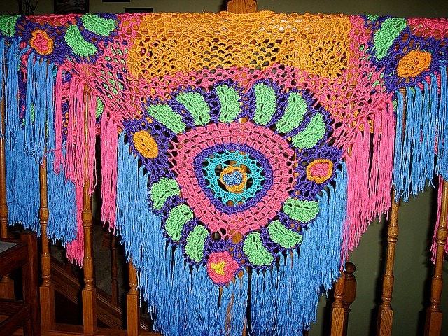 Vintage Crochet Pattern Womens Mod Rose Medallion Shawl PDF Instant Digital Download Boho Hippie Gypsy Flowers Leaves Fringed Wrap 4 Ply