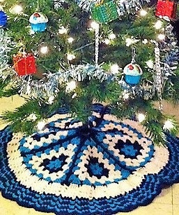 Vintage Crochet Pattern Quick Easy Granny Square Christmas Tree Skirt 36" PDF Instant Digital Download Bulky 12 Ply