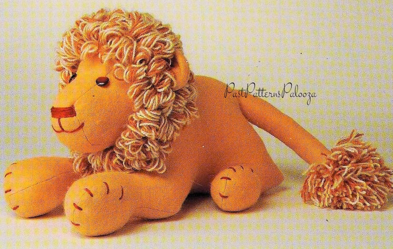 Vintage Sewing Pattern 21" Retro Felt Fabric Lion Soft Sculpture Plush Toy Loopy Yarn Mane PDF Instant Digital Download King of the Jungle