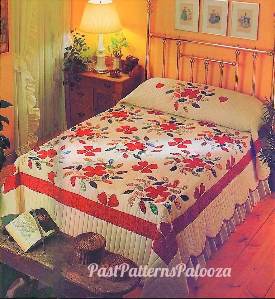 Vintage Sewing Pattern Bridal Wreath Bed Quilt PDF Instant Digital Download Hearts Flowers Applique Bedspread Traditional Wedding Gift