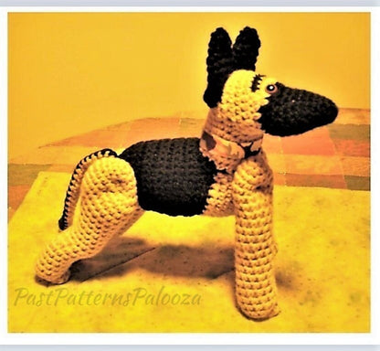 Vintage Crochet Pattern German Shepherd Dog Soft Toy Dolls Adult and Puppy PDF Instant Digital Download Purebred Plushie Amigurumi 12 Ply