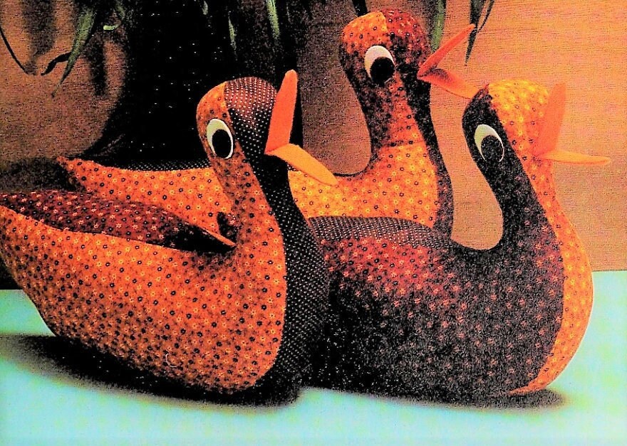 Vintage Sewing Pattern 10" Calico Print Duck Soft Sculpture Doll PDF Instant Digital Download Stuffed Ducky Toys