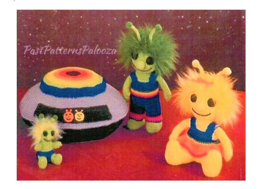 Vintage Crochet Pattern Cute Space Alien Family Amigurumi Soft Toy Doll Set with UFO Spacecraft PDF Instant Digital Download 10 Ply