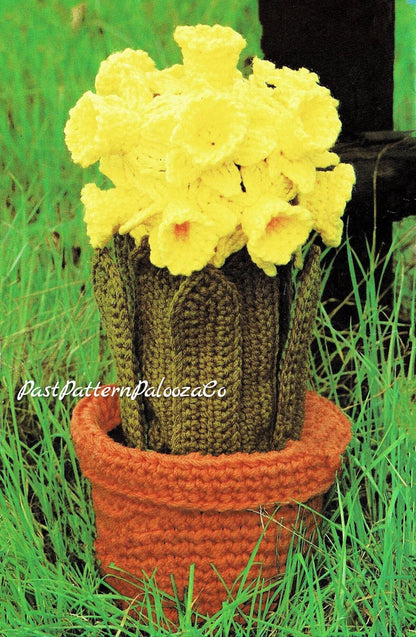 Vintage Crochet Pattern 14" Daffodil Flowers Pot Potted Plant PDF Instant Digital Download Realistic Springtime Perennial 4 Ply