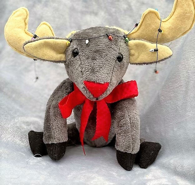 Vintage Sewing Pattern 14" Christmas Rudolph Reindeer Plush Doll PDF Instant Digital Download Sewn Soft Toy Faux Fur