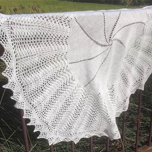 Vintage Knitting Pattern Lace Circular Baby Shawl Blanket Circle of Love PDF Instant Digital Download Heirloom Christening 2 Ply