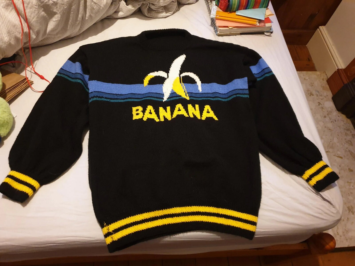 Vintage Knitting Pattern Funny Banana Sweater Jumper PDF Instant Digital Download Womens Mens Adults Novelty Pullover 4 Ply