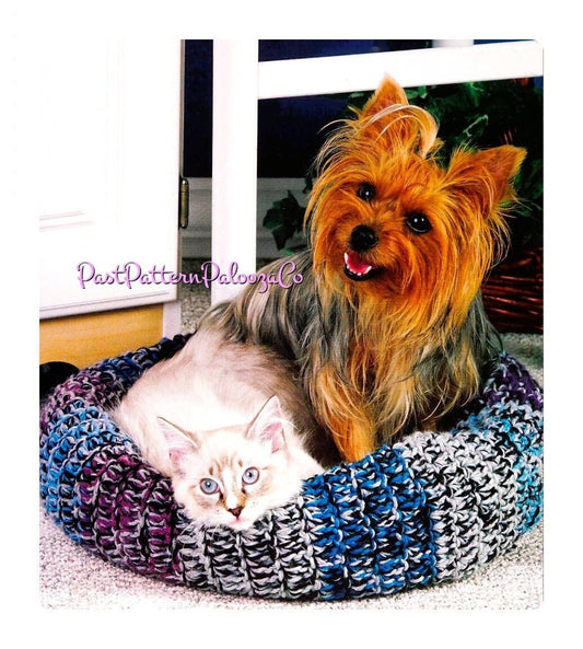 Vintage Crochet Pattern 17" Snuggly Round Donut Pet Bed PDF Instant Digital Download Small Medium Cats Dogs 10 Ply