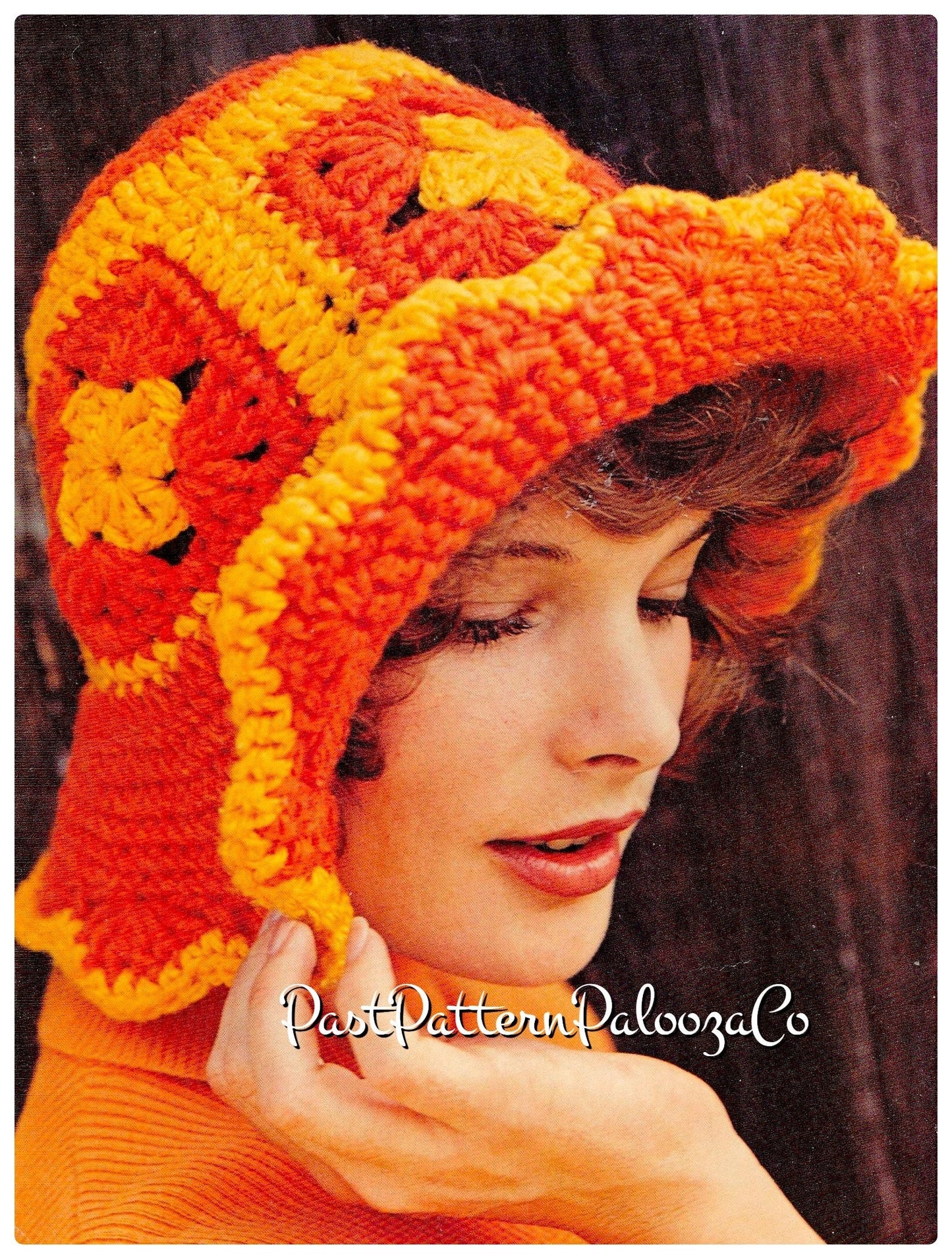 Vintage Crochet Pattern Womens Floppy Summer Bucket Hat Granny Square Chic PDF Instant Digital Download Brimmed Beachy Sun Hat