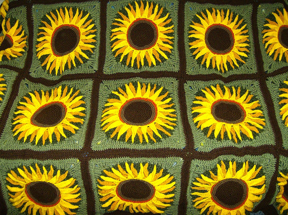 Vintage Crochet Giant Sunflower Grannies Afghan Pattern PDF Instant Digital Download Beautiful Sun Flower Garden Blanket 10 Ply