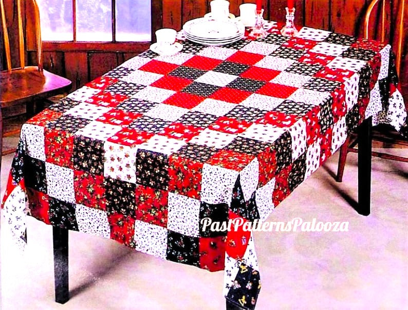 Vintage Sewing Pattern Christmas Tablecloth Patchwork Squares Trip Around The World PDF Instant Digital Download 93x60" Table Cover